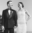 Demet Özdemir ile dünyaevine giren Oğuzhan Koç, eşiyle birlikte çekilen siyah-beyaz fotoğrafını düğün sonrası sosyal medya hesabından, Ve sonsuza dek mutlu yaşamışlar! notuyla paylaştı