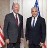 İsrail Başbakanı Lapid ile telefonda görüşen ABD Başkanı Biden, İran