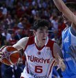 2022 Avrupa Basketbol Şampiyonası ilk maçında A Milli Basketbol Takmımız, güçlü Balkan ekibi Karadağ ile kozlarını paylaşıyor. A Grubu
